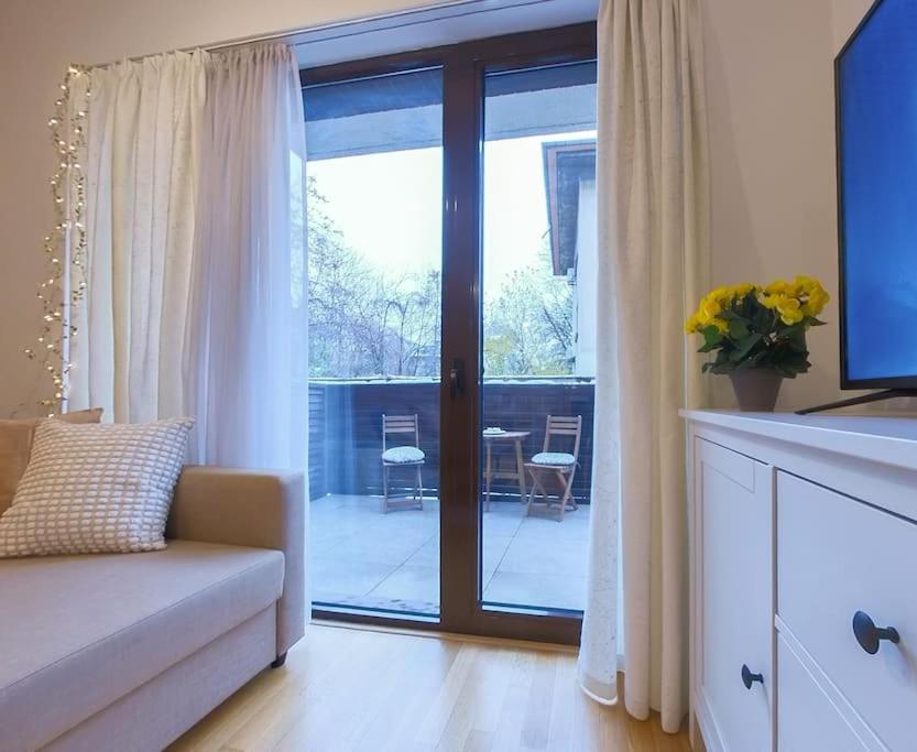 Old Town Spacious Apartment Bucharest Exterior photo